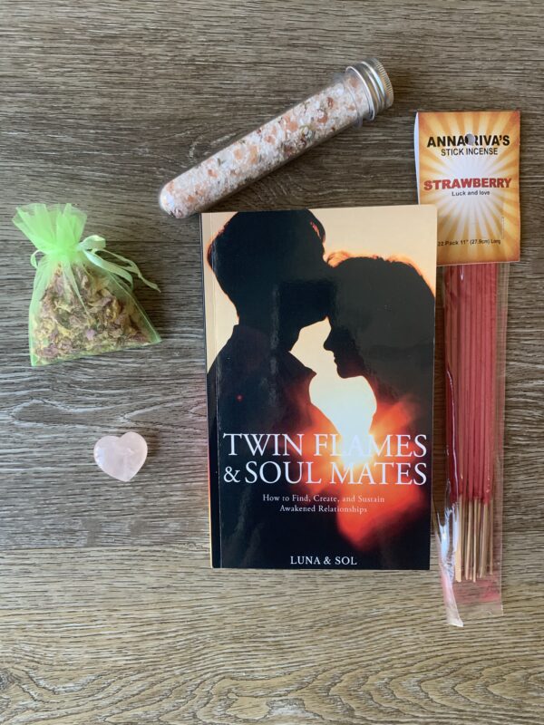 Twin Flames & Soul Mates book with gifts.